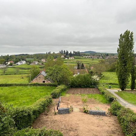 Domaine Du Pavillon Gite 15 Personnes Issy-l'Eveque Exterior foto